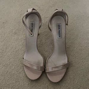 Steve Madden patent leather nude heel